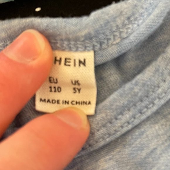 3 boys tank tops - Picture 3 of 4